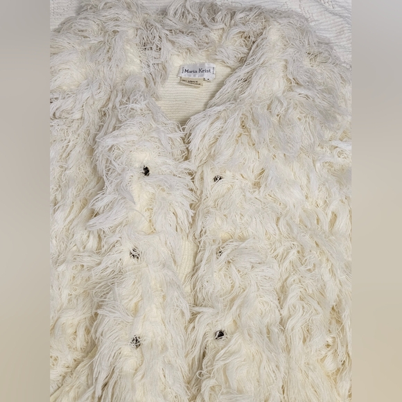 70s Ivory Shag Coat - Picture 4 of 8